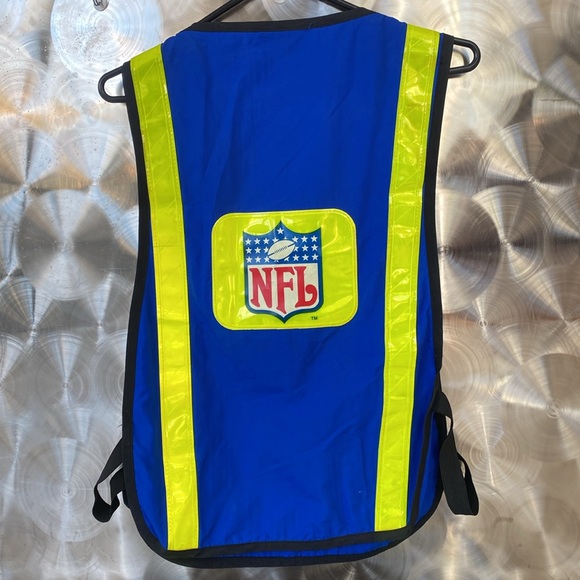 Official NFL 🏈 sideline vest - Picture 2 of 8